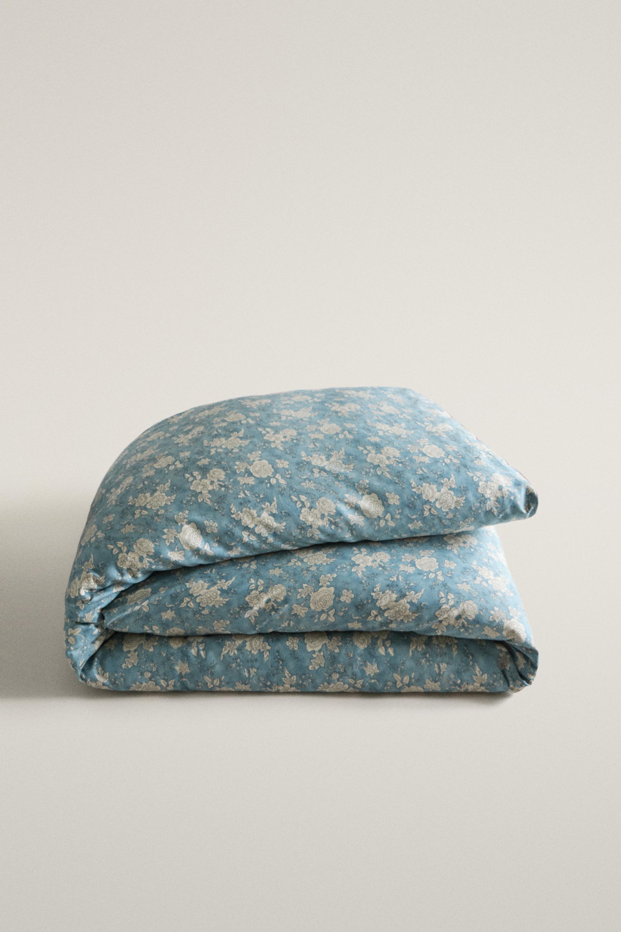 HOUSSE DE COUETTE SATIN FLEURS PASSEPOIL